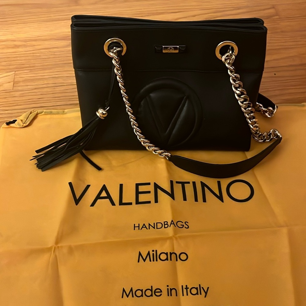 Black Leather Valentino Shoulder Bag, like new